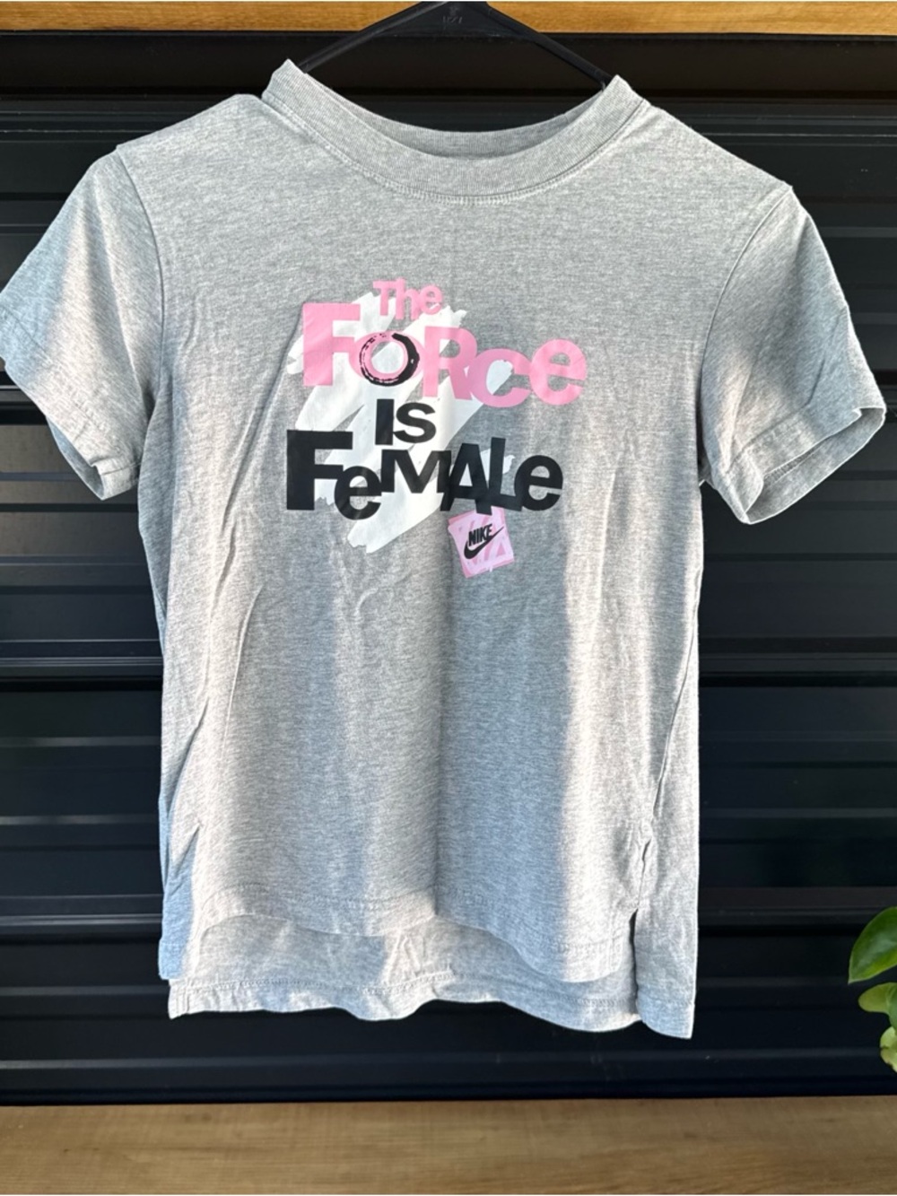 Girl’s Nike Grey Logo Graphic Tee